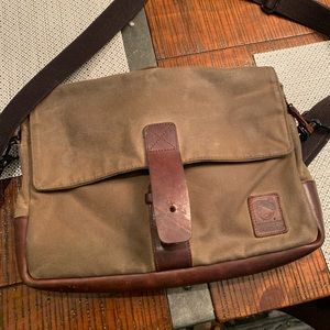Nutsac Satchel Pro bag